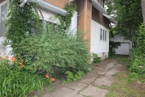 118 Reber Avenue Waterloo IA 50701