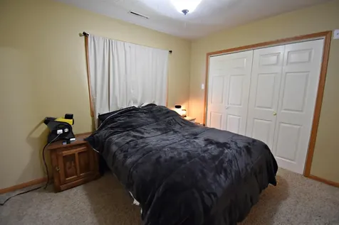 112 NW 9th Avenue Independence IA 50644