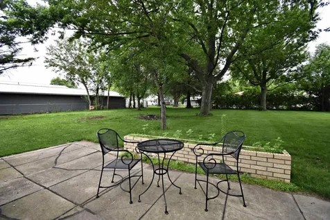 112 NW 9th Avenue Independence IA 50644