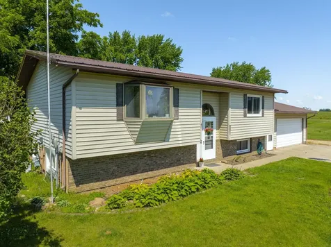 501 Water Street Sumner IA 50674
