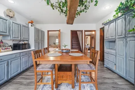 1224 240th Street Waverly IA 50677