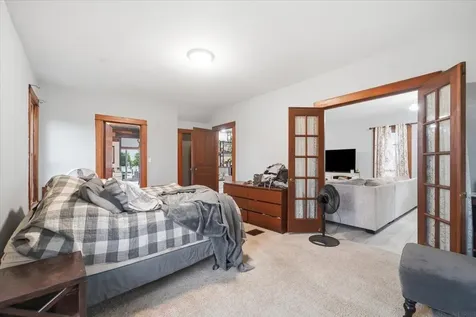 1224 240th Street Waverly IA 50677