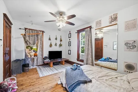 1224 240th Street Waverly IA 50677