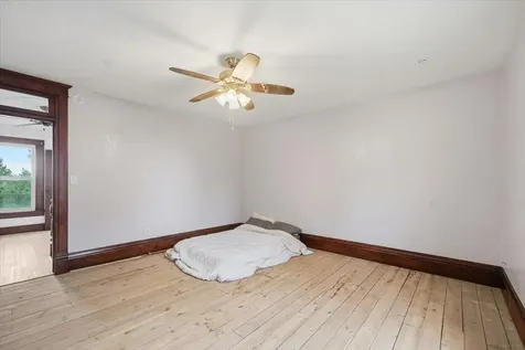 1224 240th Street Waverly IA 50677