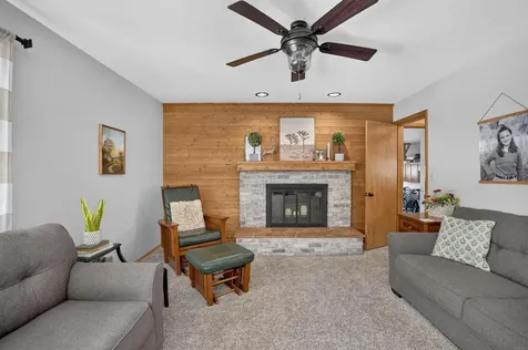 2626 Neola Street Cedar Falls IA 50613
