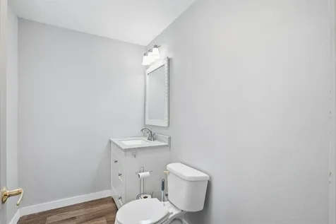 716 W 2nd Street Cedar Falls IA 50613