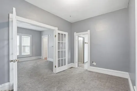 716 W 2nd Street Cedar Falls IA 50613