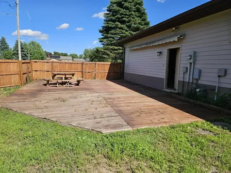 405 Mulford Drive Oelwein IA 50662