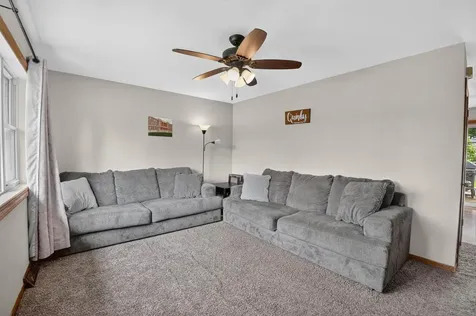 1638 Oriole Avenue Waterloo IA 50701