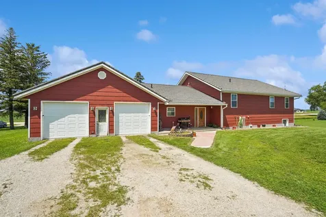 1952 330th Street Rowley IA 52329