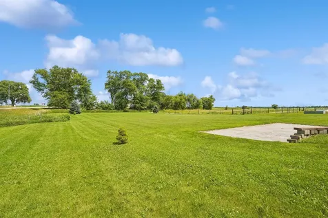 1952 330th Street Rowley IA 52329