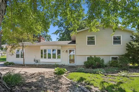 5809 Foulk Road Waterloo IA 50702
