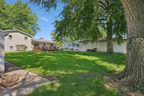 5809 Foulk Road Waterloo IA 50702