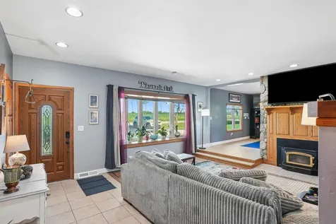 5809 Foulk Road Waterloo IA 50702