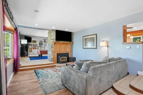 5809 Foulk Road Waterloo IA 50702