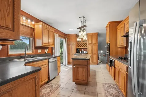 5809 Foulk Road Waterloo IA 50702