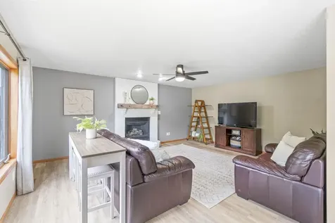 325 Alvarado Avenue Cedar Falls IA 50613