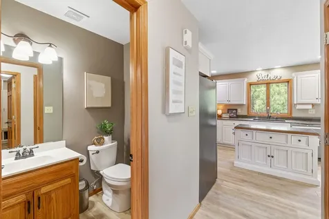 325 Alvarado Avenue Cedar Falls IA 50613