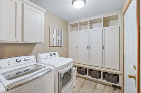 325 Alvarado Avenue Cedar Falls IA 50613