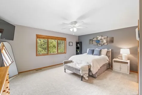 325 Alvarado Avenue Cedar Falls IA 50613