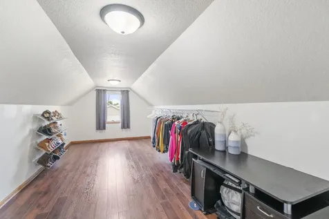 325 Alvarado Avenue Cedar Falls IA 50613