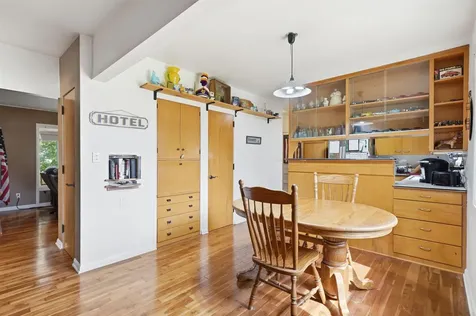 720 SE 4th Street Waverly IA 50677