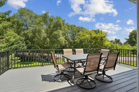 3553 E Shaulis Road Waterloo IA 50702