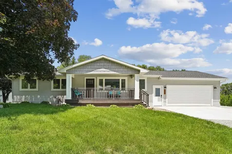 3553 E Shaulis Road Waterloo IA 50702
