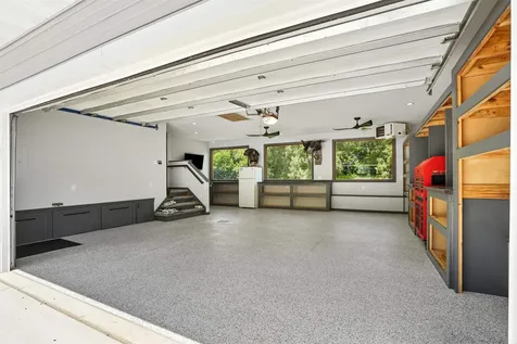 3553 E Shaulis Road Waterloo IA 50702