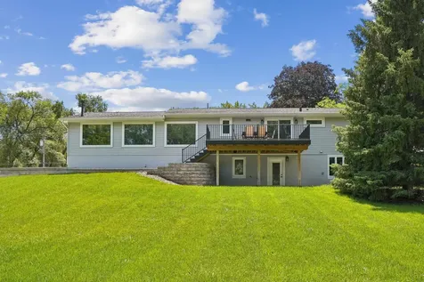 3553 E Shaulis Road Waterloo IA 50702