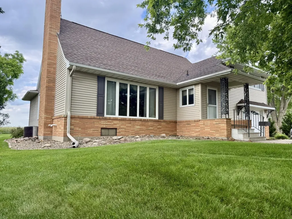 24902 Maple Street Oran IA 50664
