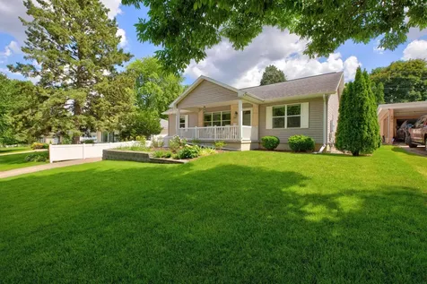 247 Martin Road Waterloo IA 50701