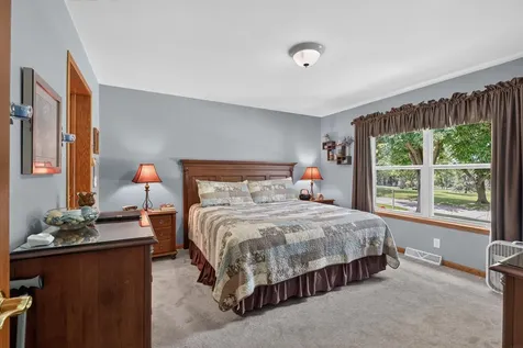 247 Martin Road Waterloo IA 50701