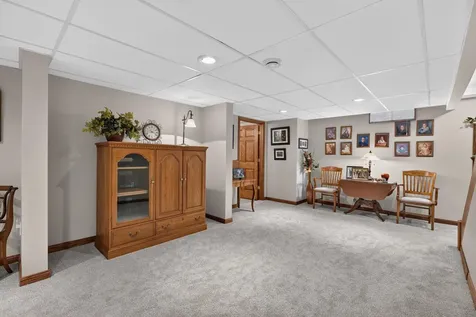 247 Martin Road Waterloo IA 50701