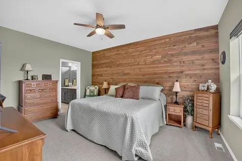 1821 Reese Road Cedar Falls IA 50613