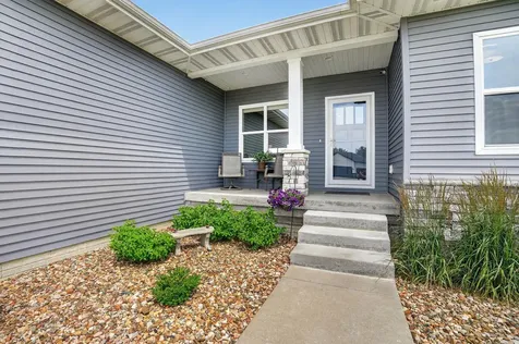 1821 Reese Road Cedar Falls IA 50613