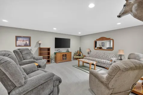 1821 Reese Road Cedar Falls IA 50613