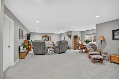 1821 Reese Road Cedar Falls IA 50613