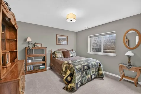 1821 Reese Road Cedar Falls IA 50613