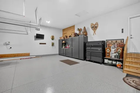 1821 Reese Road Cedar Falls IA 50613