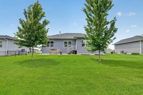 1821 Reese Road Cedar Falls IA 50613