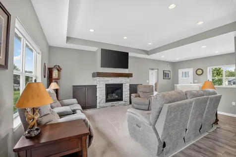 1821 Reese Road Cedar Falls IA 50613