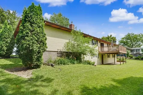726 8th Avenue NE Oelwein IA 50662