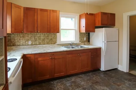 811 G Avenue Grundy Center IA 50638
