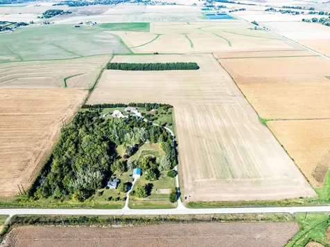 E Schrock Road Waterloo IA 50701