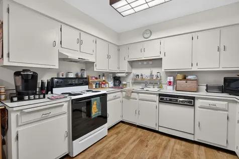 1026 Prairie Meadow Court Waterloo IA 50701