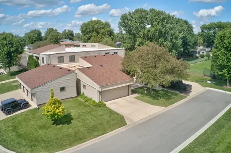 1026 Prairie Meadow Court Waterloo IA 50701