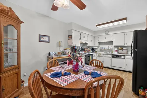 1026 Prairie Meadow Court Waterloo IA 50701