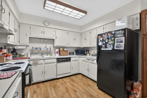 1026 Prairie Meadow Court Waterloo IA 50701