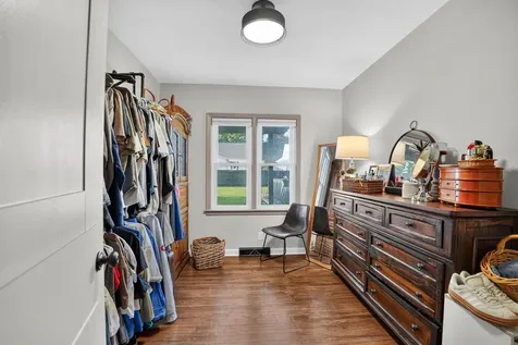204 Cornwall Avenue Waterloo IA 50702